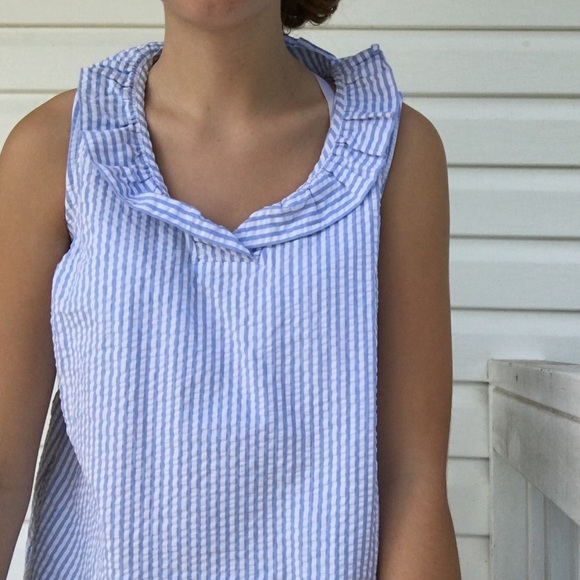 Crown and Ivy sleeveless top - Picture 3 of 7